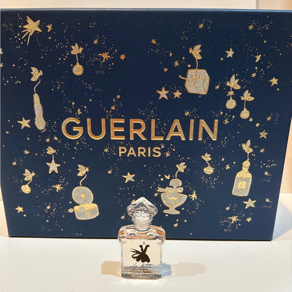 Guerlain Paris 🇫🇷 La Petite Robe Noire 5ml ~ Travel
Size